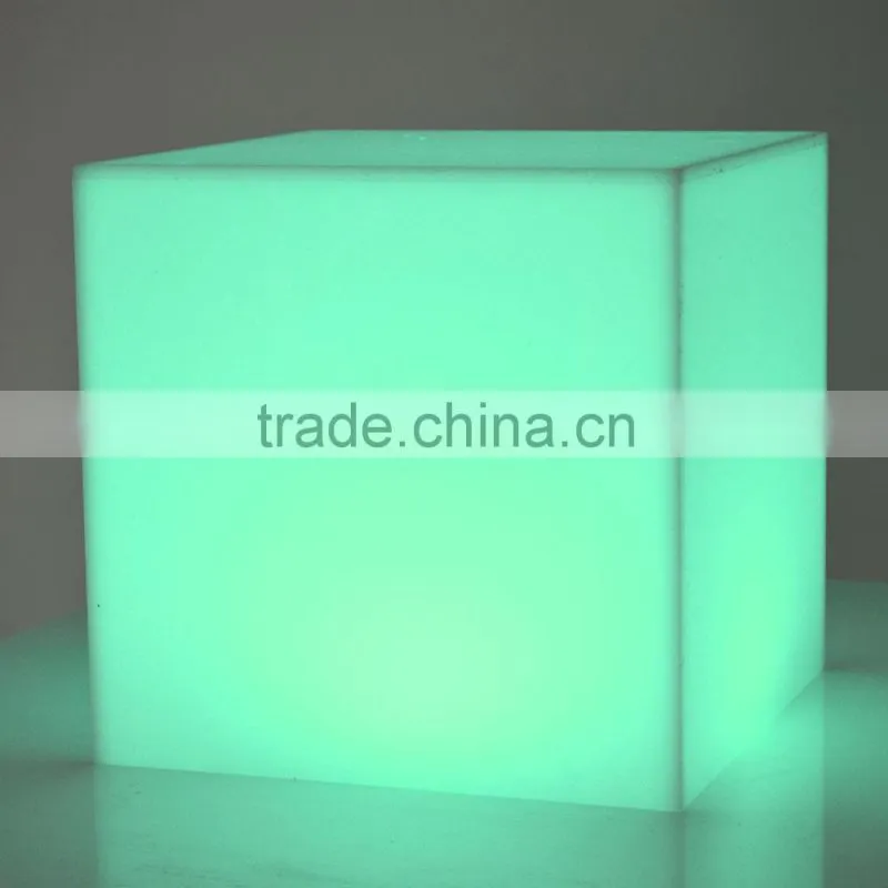Alibaba wholesale clear acrylic box with hinged lid acrylic portable led light display case led illuminated display case