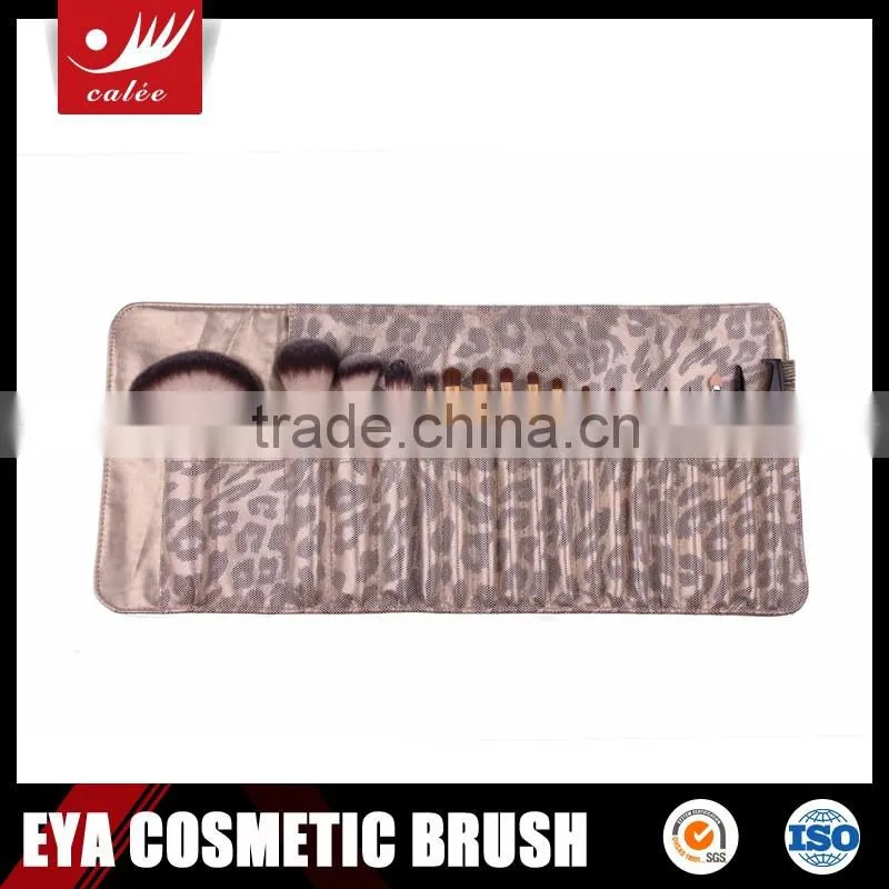 Professional 18 Piece Wooden Cosmetic Brush Set