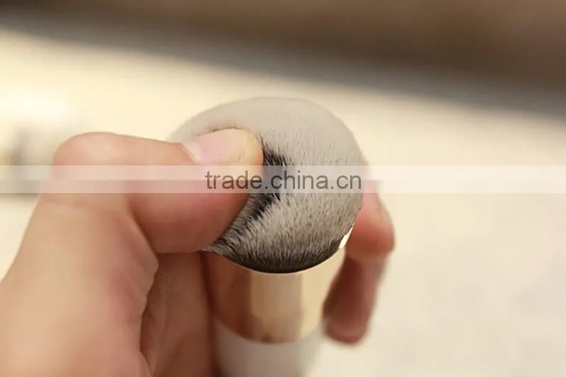 Factory best price professional handmade foundation makeup brushes for girl
