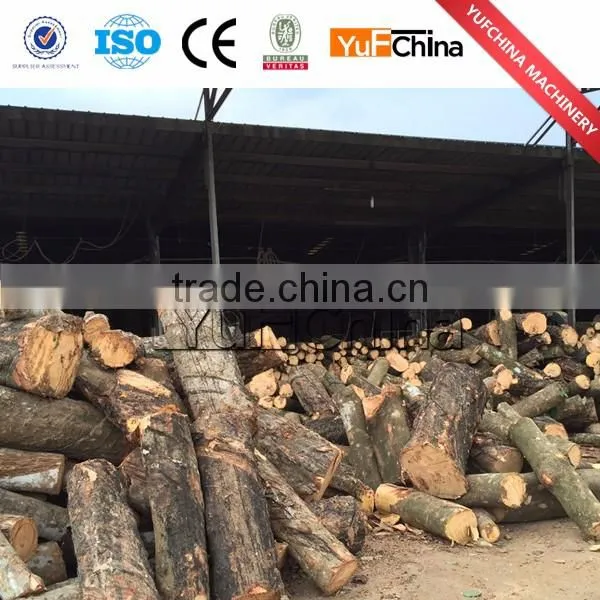 Large Tree wood chipper