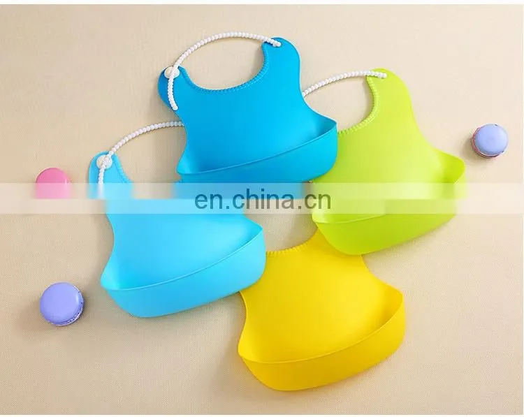 Hot selling latest baby bib silicone waterproof cute baby bandana bib for feeding
