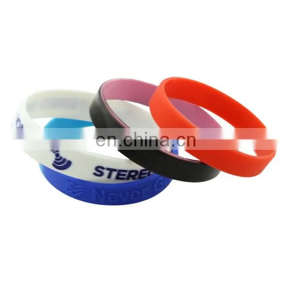 Fashion charm bracelets silicone wholesale