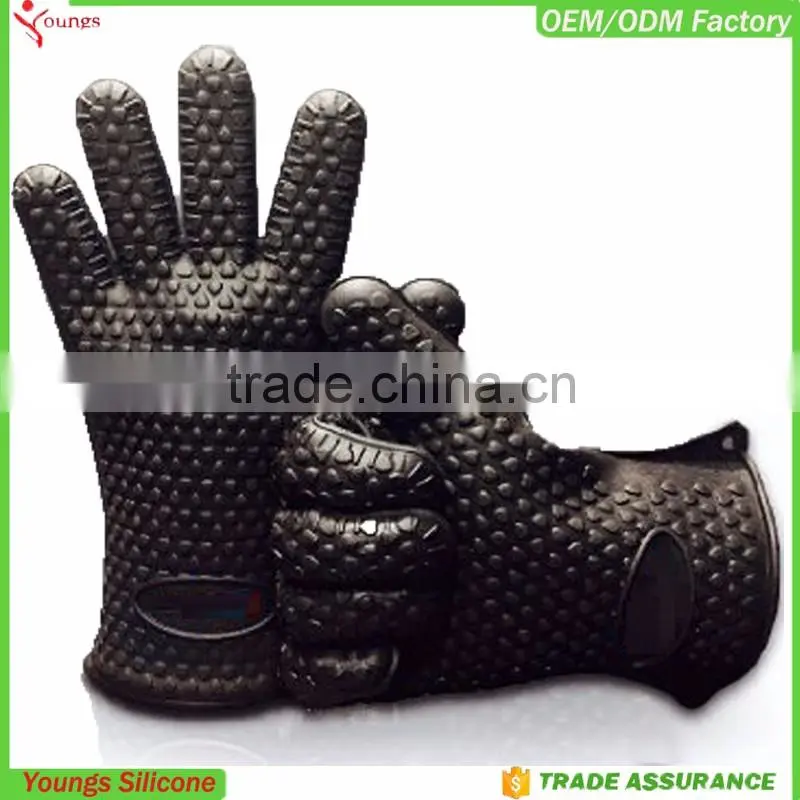2016 Professional oven gloves black kitchen gloves silicone oven gloves
