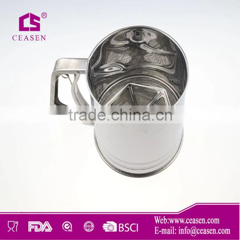 Good design Kitchen Crank Handle stainless steel Flour Sifter