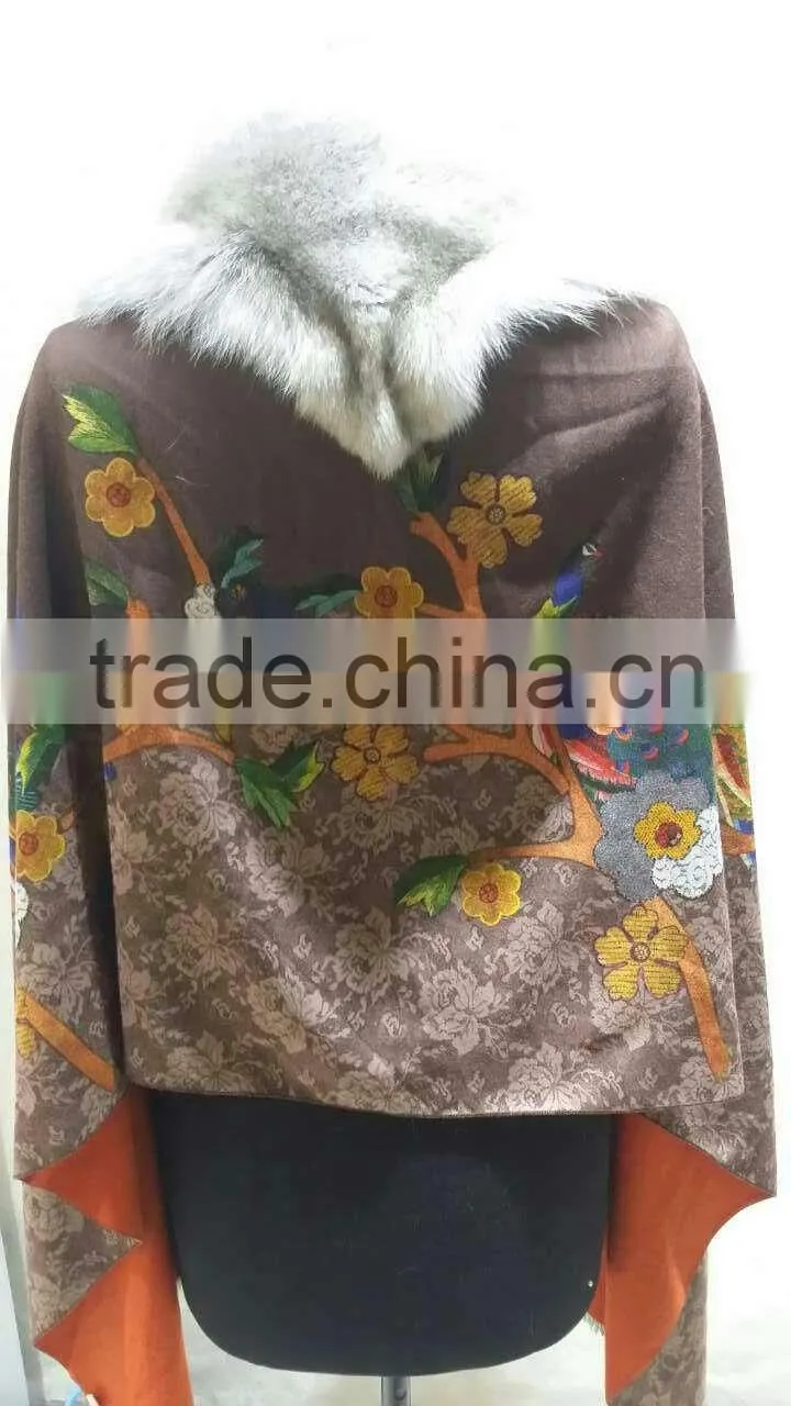cashmere knitwear with fox fur shawl
