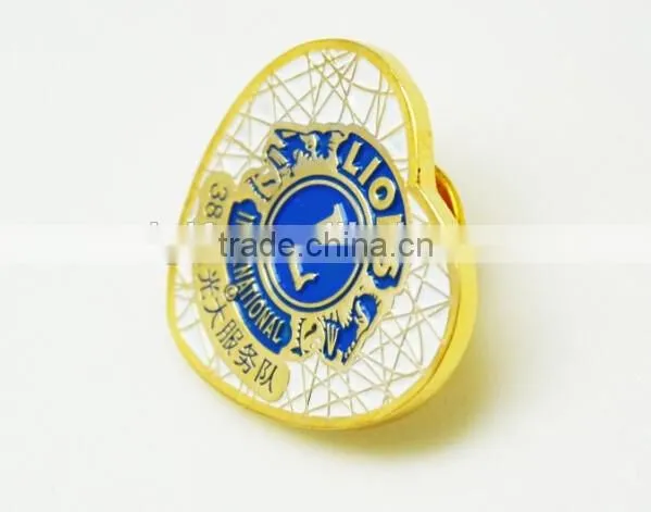 Customized heart shaped gold plated lapel pins