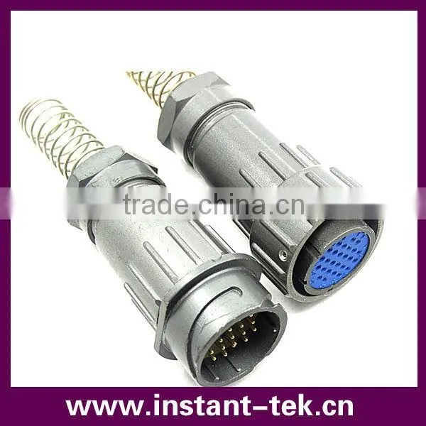 industrial waterproof plug