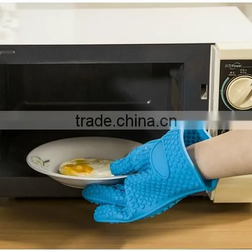 2016 Amazon Selling Hot heat insulating FDA silicone oven gloves from china