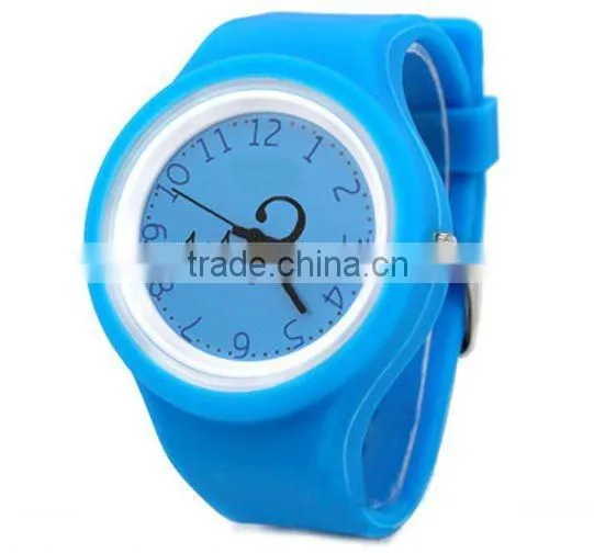 2012Silicone digital watch