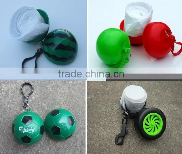 disposable waterpoof ball packed PE raincoat rain cape poncho with keychain