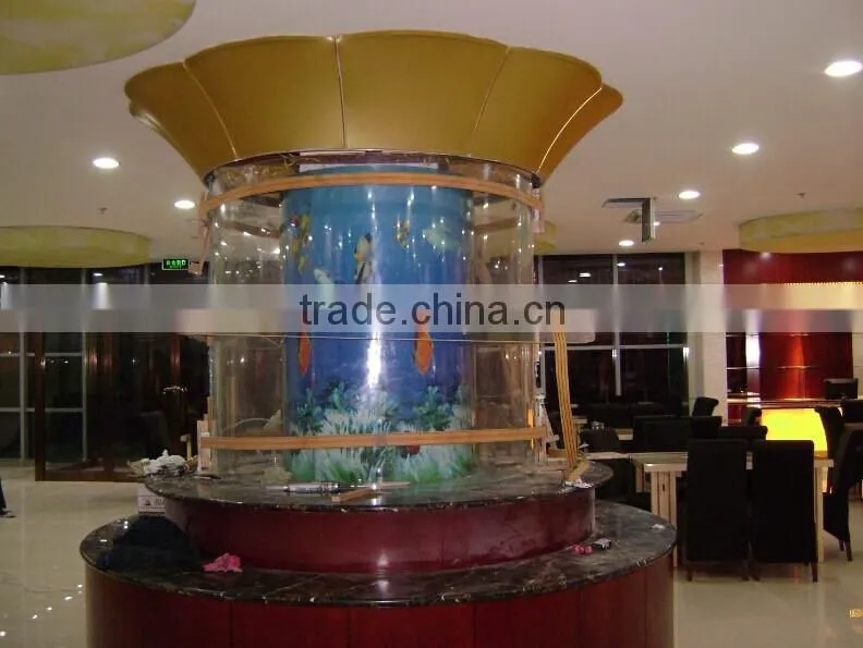 cylindrical glass aquariums