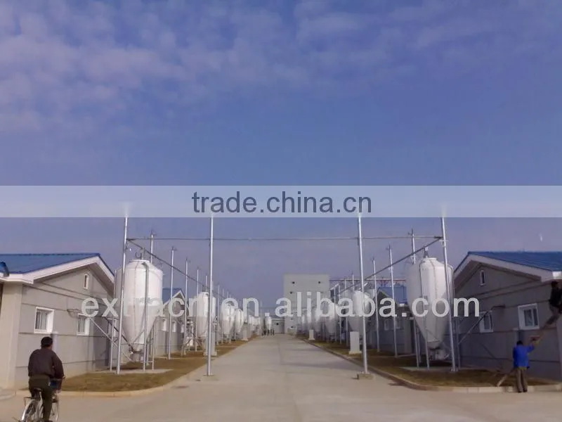 Flat and hopper bottom poultry feed silo