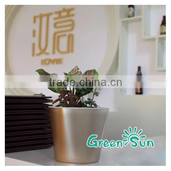 palstic garden flower pot