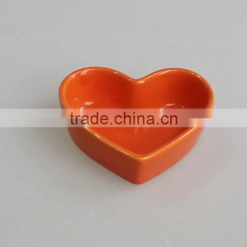 Set of 4 red color heart shaped ceramic tapas dishes