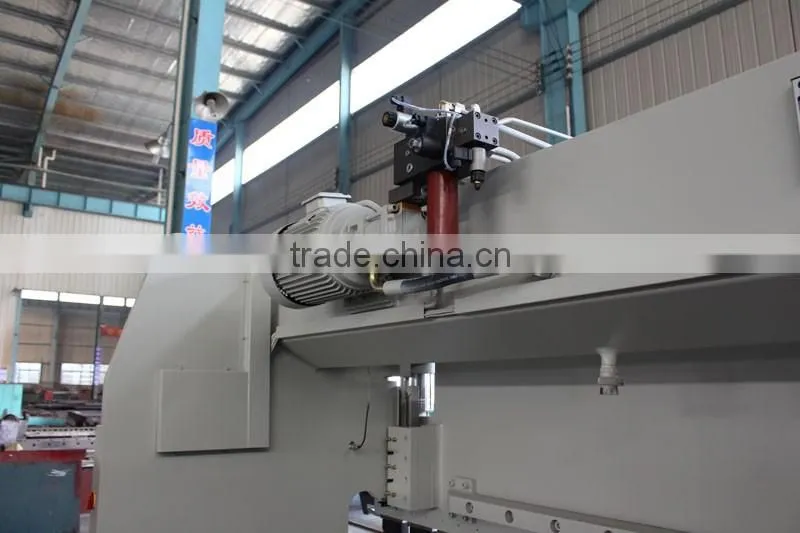 SCMT Quality Hydraulic Press Brake Machine, Delem DA66T CNC Sheet Bending Machine white color