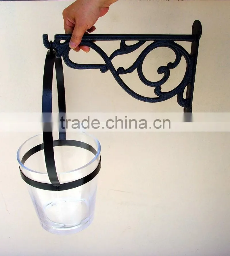 garden lifting hook