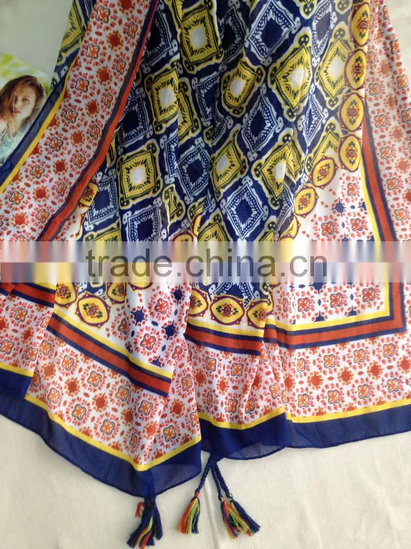 Summer Ladies Lace Tassel Sheer Metallic Women Girls Burnt Out Floral Print Triangle Bandage Lace Scarf