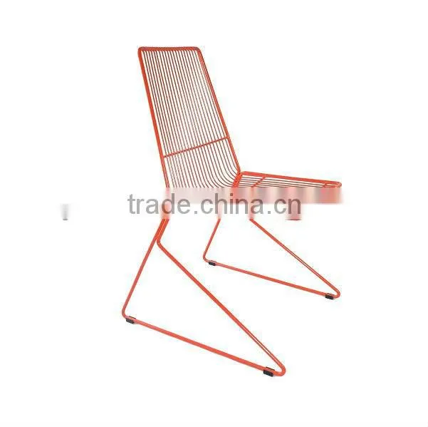 Metal tub dining chair