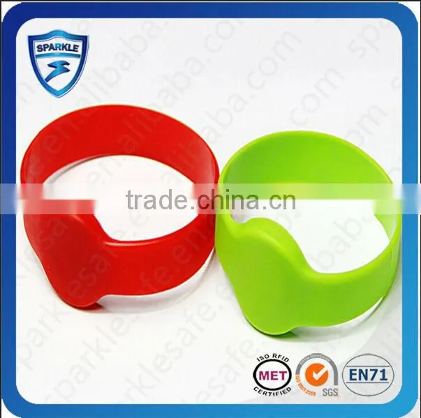Printing f08 silicone rfid wristband for Event/club access control