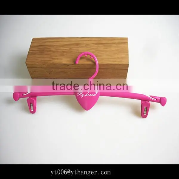 RQ423 plastic bra hanger underwear hanger with clips