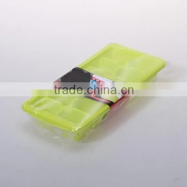 Plastic small cube Ice Mold(Assorted Color)