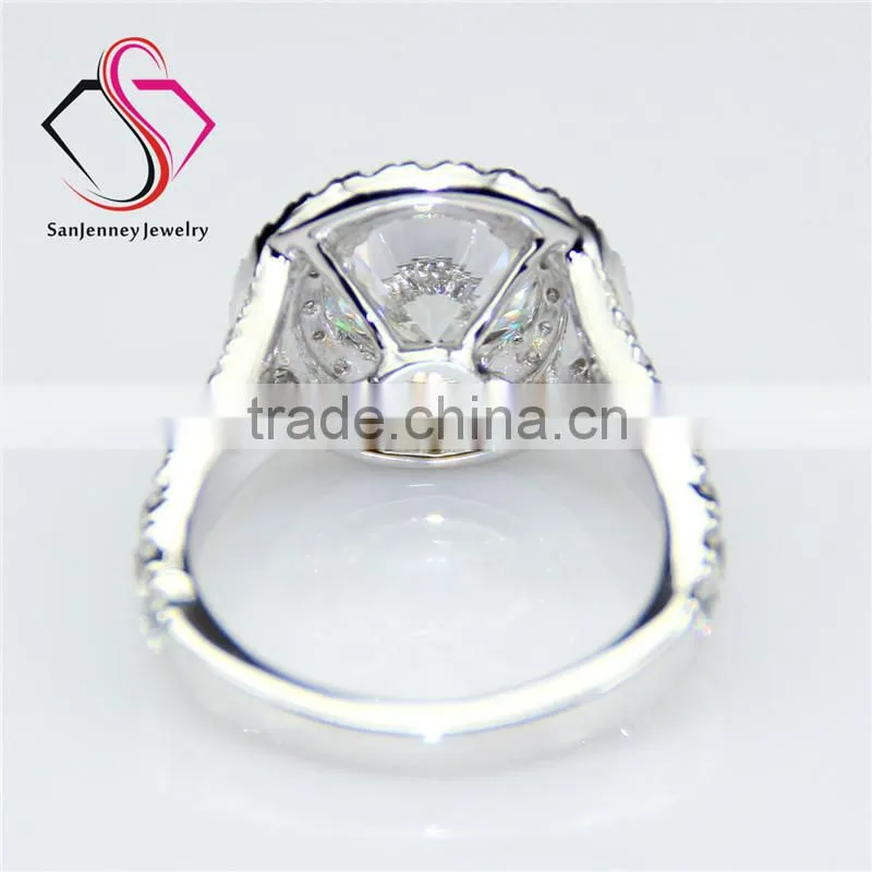Round Brilliant Cut Moissanite 2CT 8.0mm Center Double Halo 14k 18k White Yellow Gold Halo Diamond Engagement Ring