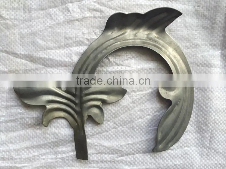 2015 new moldel Stamped Iron Rossets,Stamping Iron Sheet Ornaments
