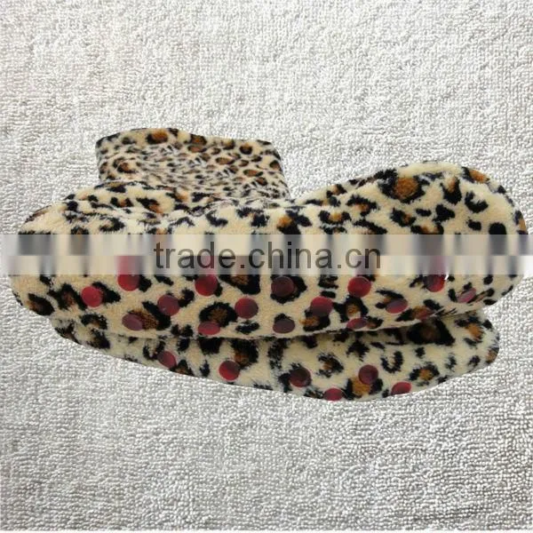 New Ladies Furry Slip On Lightweight Slippers Pom Pom Indoor boots