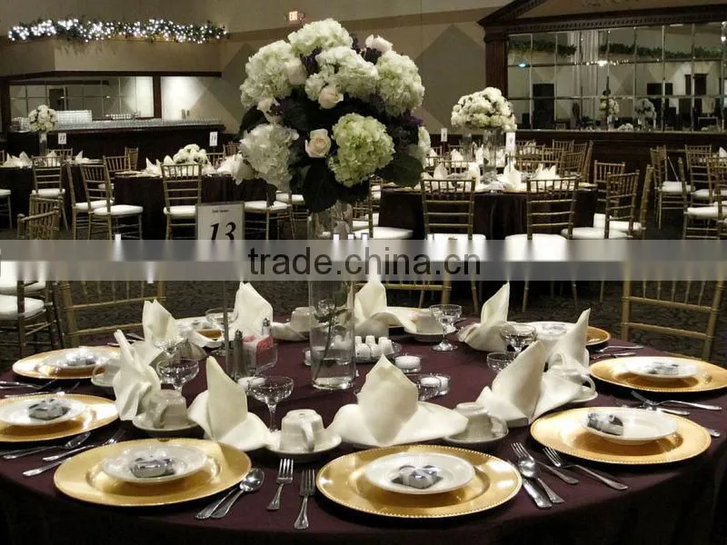 Plasitc wedding gold charger plates