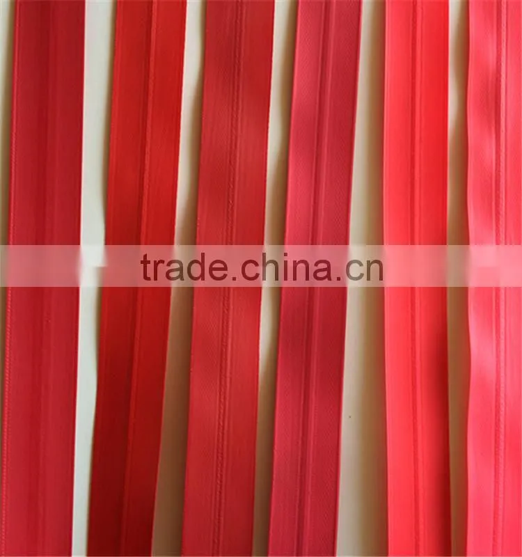 long chain Red zipper for bags passed SGS Rain Test