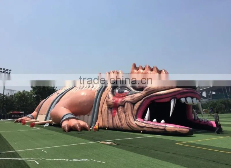 2016 customized new design inflatable dragon house, giant inflatable haunted dragon house for Halloween decoration