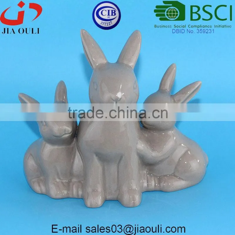 BSCI Audit Factory EASTER gifts ceramic Cute frog Prince on ball Figurines, Novelty Frog Figurine