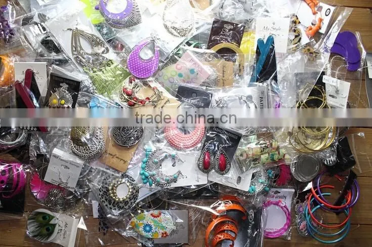 GZY cheap sales to the global and africanafrican wood earrings
