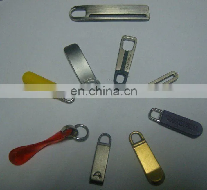 2016 metal Key Chains with slideable car