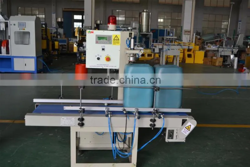 Automatic machine water leak detector