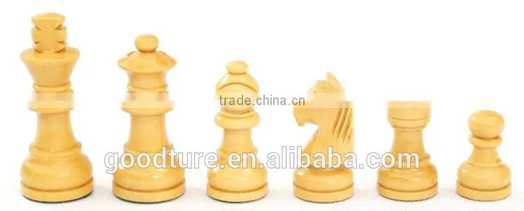 Mini Round Box Magnetic Wooden Chess Set