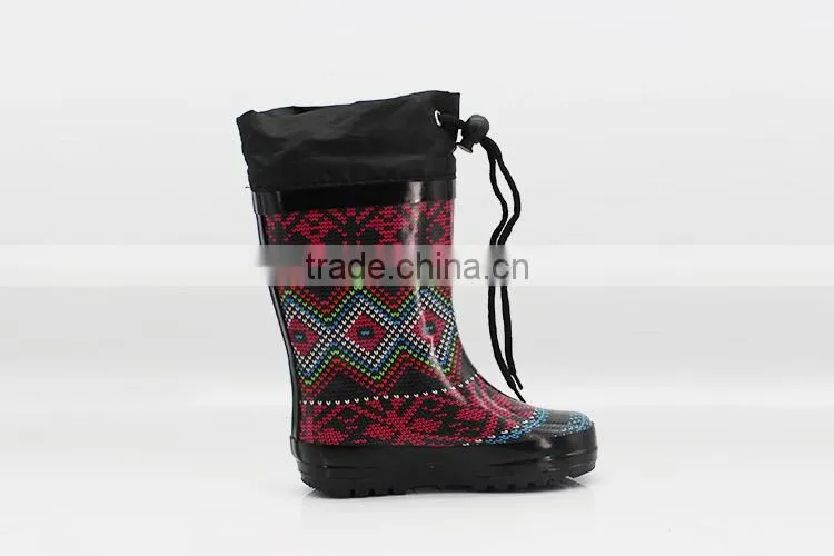 2016 Top quality Customised designs Environmental galoshes rain boots