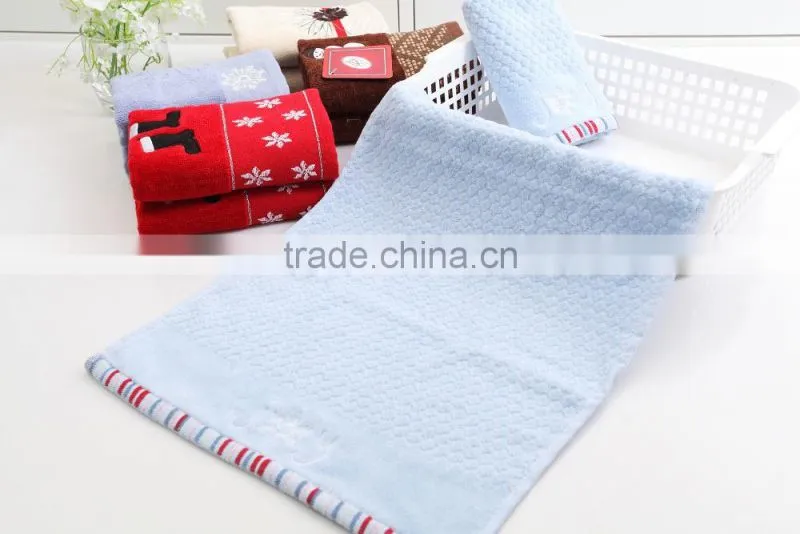 high quality cotton baby face towel with christmas cartoon pattern towels