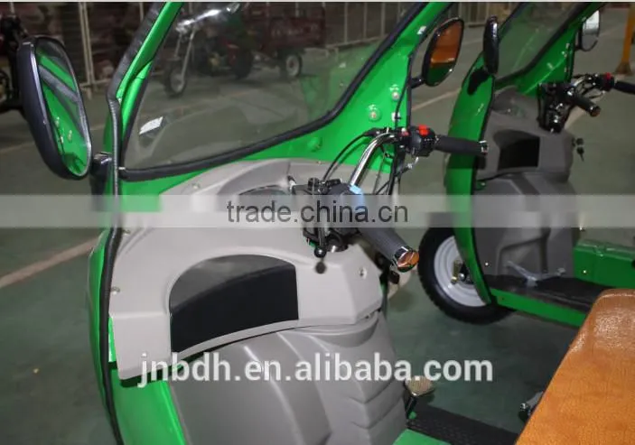 Bajaj style gas & oil powered tricycle for passenger for African market