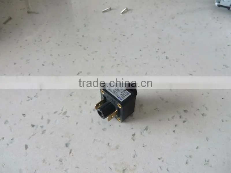 Water pressure switch of gas boiler