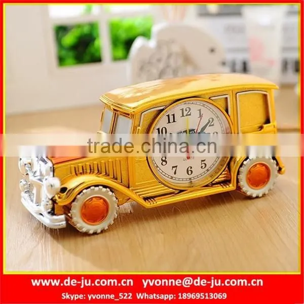 Plastic Golden Nostalgic Car Clock