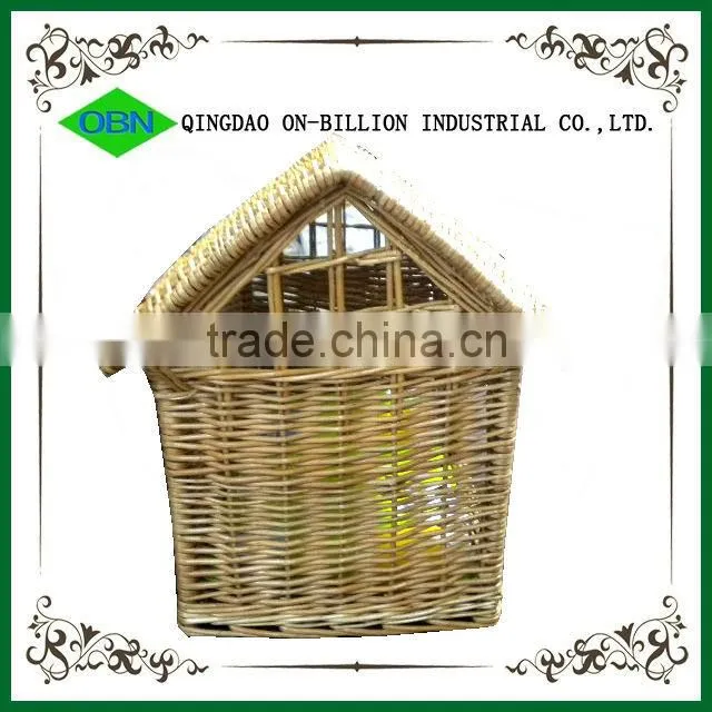 Hand knitting rustic dog and cat house wicker pet bed