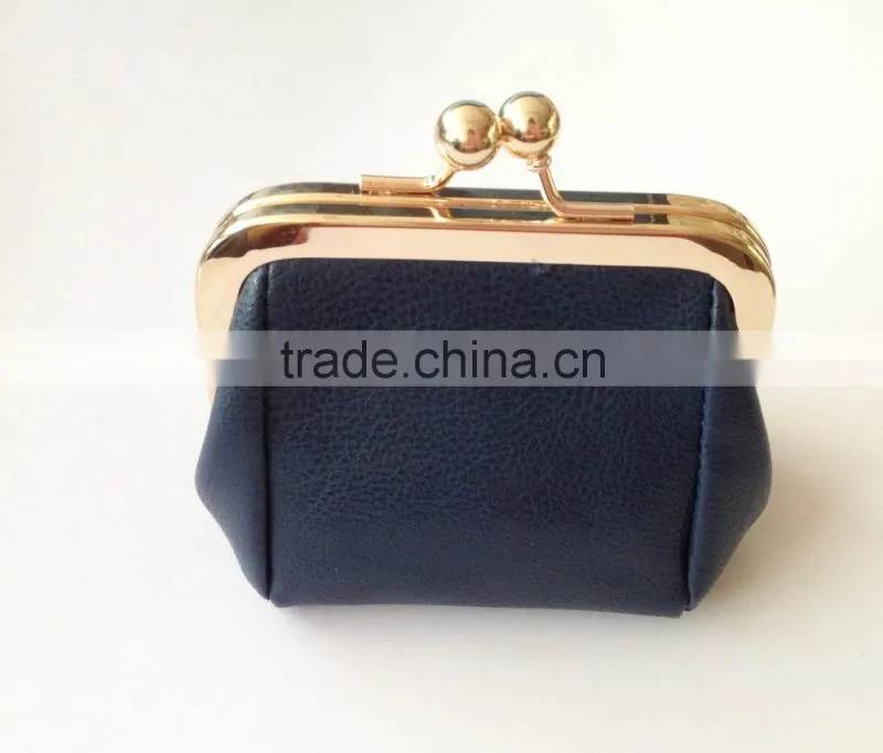 Flower print faux leather retro coin purse with metal clip