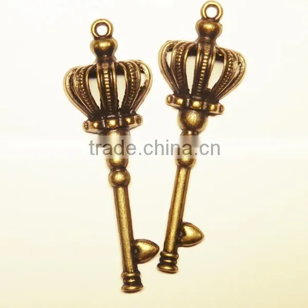 New Design Fashion Key Shape Pendant Charms