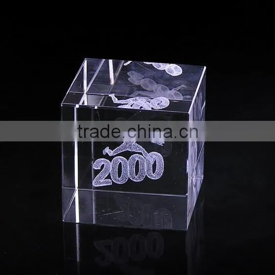 Smooth edge cubes for art shows