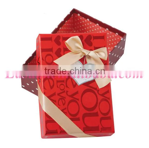 Yiwu custom love you 13.5*9*4.5cm bowknot christmas candy girl box