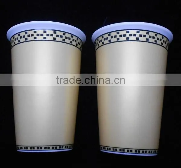 MDW002-9OZ mug with silicone lid single wall ceramic mug