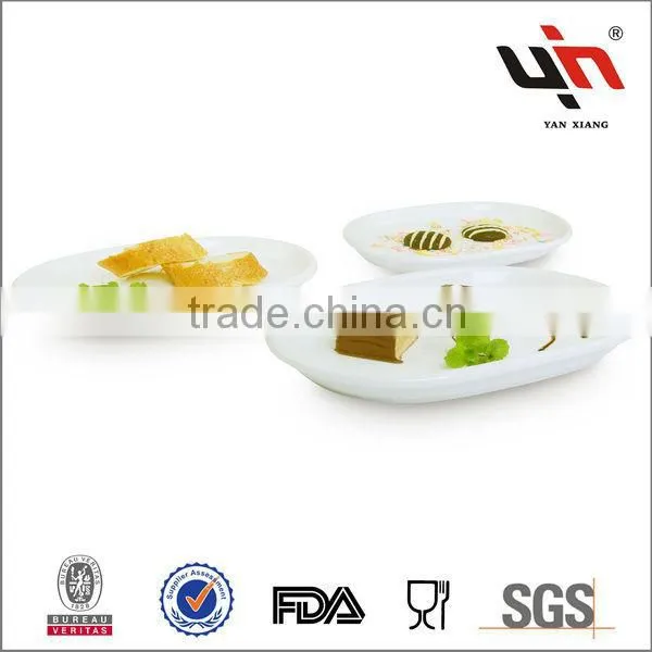 2014 Ceramic Oval Plate