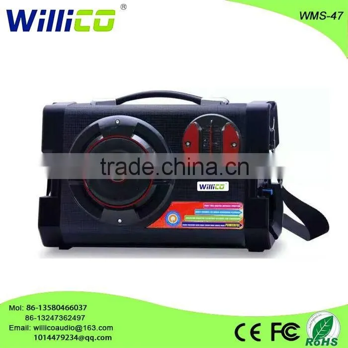 Mini portable FM speakers bluetooth speaker with rechargeable battery