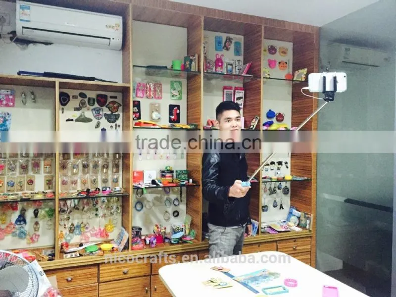 New style promotional cheap legoo selfie stick